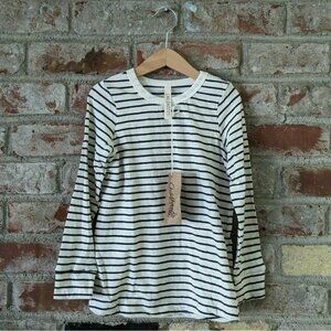 NWT Childhoods Long Sleeve Tee 8/9Y